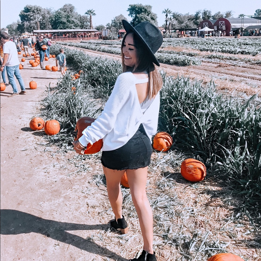 Express white sweater
